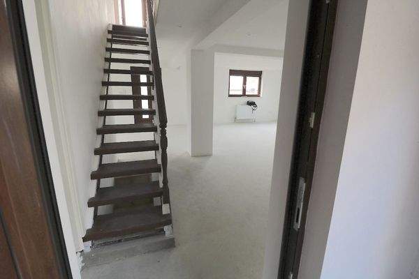 Nebeneingang aus Garage