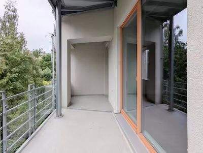 mit Blick ins Grüne