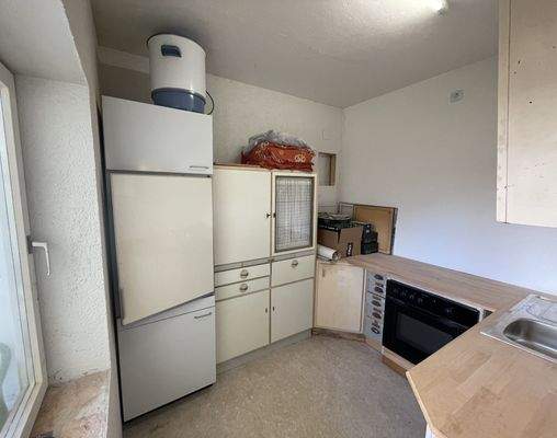 Küche hinter Thekenbereich Gaststätte EG