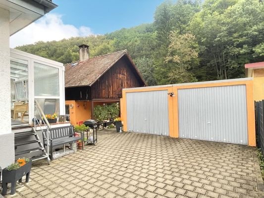 Doppelgarage + Wintergarten