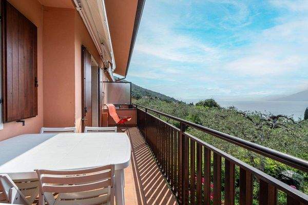 Foto-42 Terrazzo vista.jpg