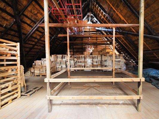 Blick in den ausbaufähigen Dachboden