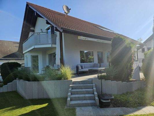 Hausansicht Garten.jpg