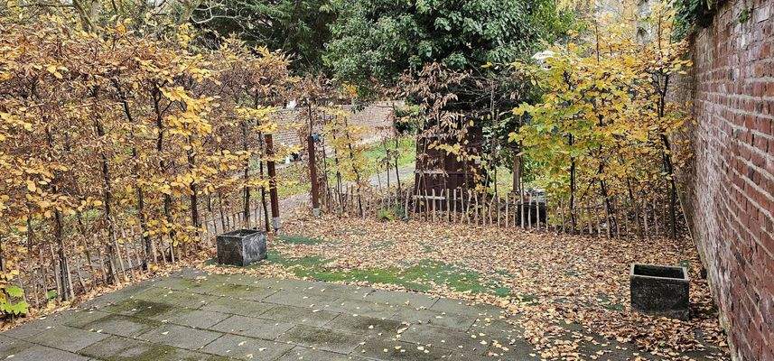 die eigene Terrasse mit kleinem eigenen Garten