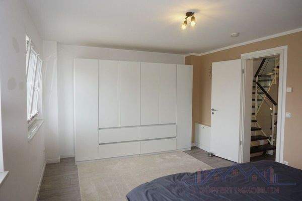 Schlafzimmer  Eltern 1.OG