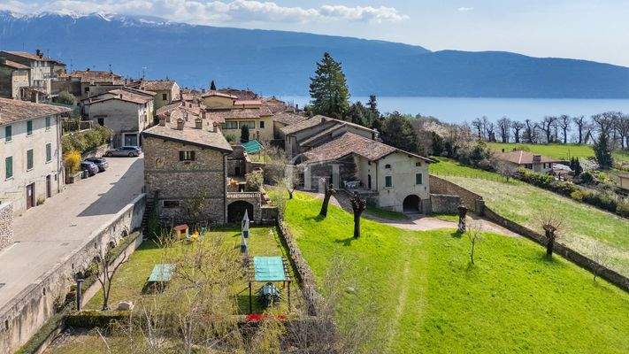 Veduta esterna villa