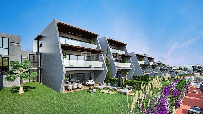 Flats in a Compound With Unblocked Sea Views in Kuşadası Turkey