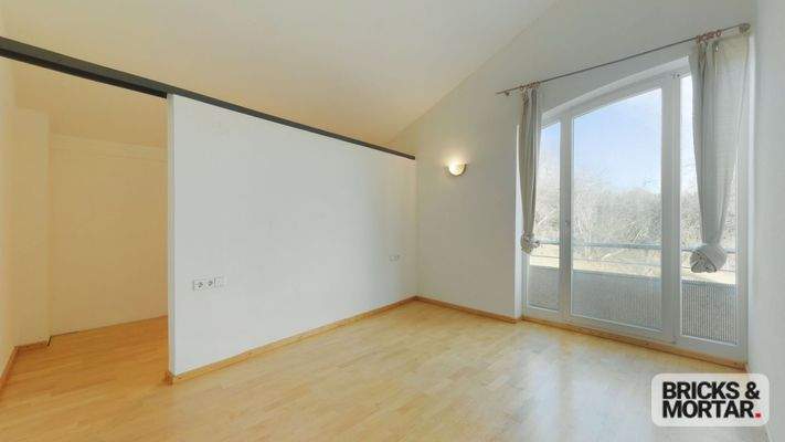 Schlafzimmer mit Ankleide OG