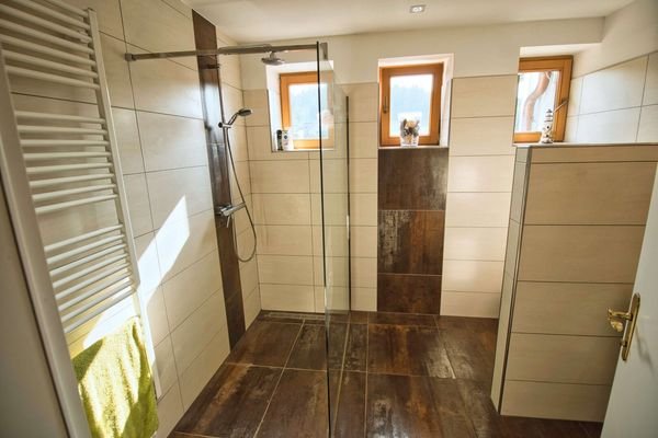 Bad/Dusche
