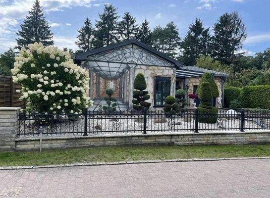 Vorgarten & Außenfassade 