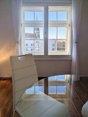 Blick auf die Dreikönigskirche (1)