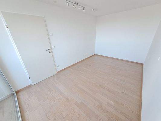 4_SZ Richtung Wand.jpg