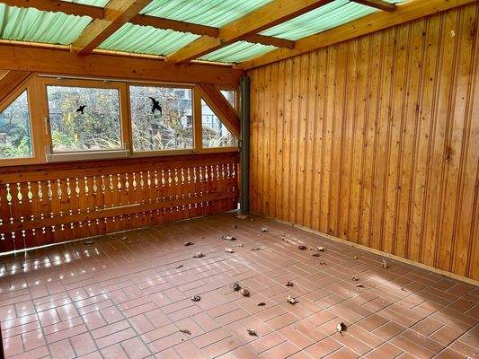 überdachte Terrasse