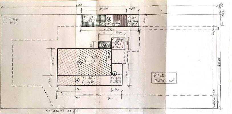 Grundriss und Lageplan