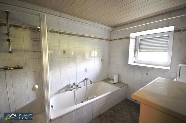 Angerberg - Bauernhof/Wohnbereich zum Mieten - Bad EG