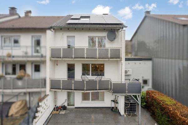 Hausansicht aus Garten