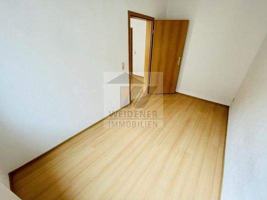 Kinder- / Arbeitszimmer vorne