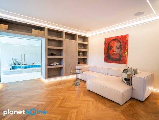 Salon blick Richtung Pool