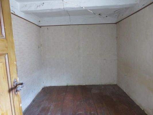 Wohnraum Hauptgebäude