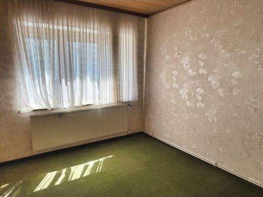 weiteres Zimmer im Erdgeschoss