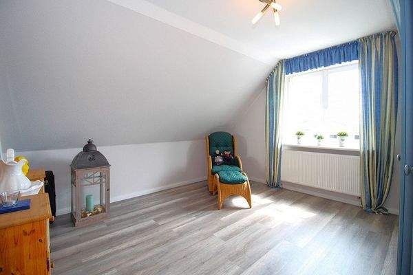 Weiteres Zimmer im DG