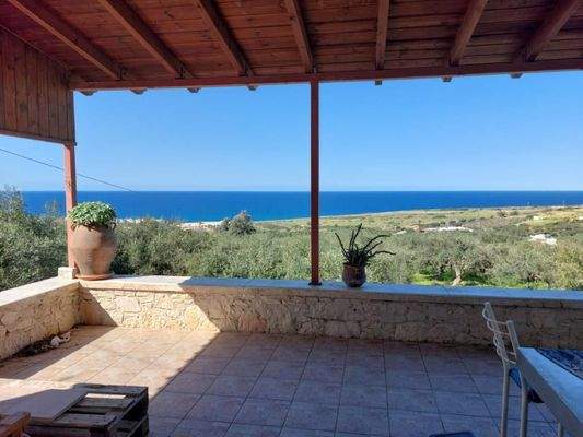 Kreta, Mochlos: Charmantes Haus mit Meerblick und Garten mit Olivenbäumen zu verkaufen