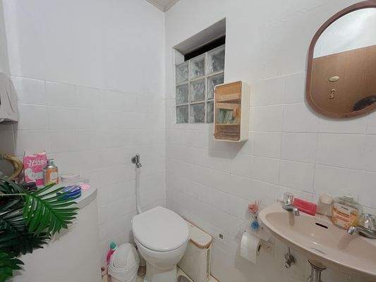 Gäste-WC - Erdgeschoss