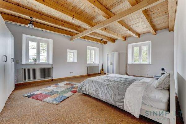 Ein Schlafzimmer im Obergeschoss - Wohnung 1