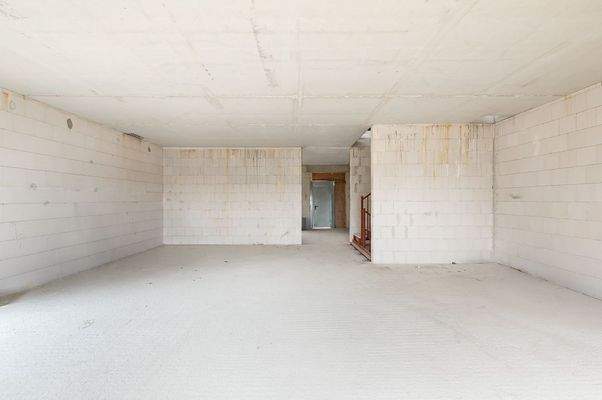 Wohn- und Essbereich / Flur