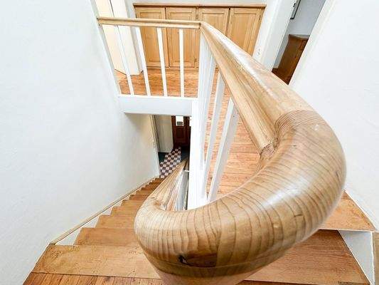 Hanndlauf und Treppenhaus 