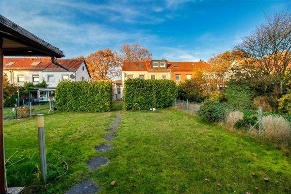 Rückansicht-mit Garten