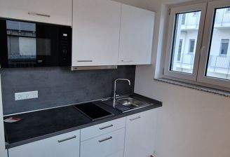 Moderne Einbauküche 2023