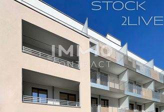 Stock2Live