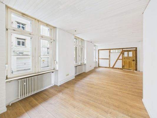 CAM05391G0-PR0035-STILL016