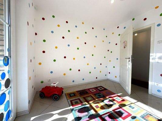 ... hell und freundlich ...