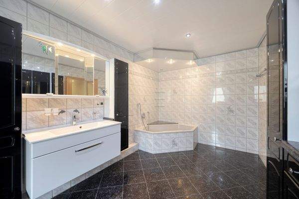 KurzerWeg1447229DuisburgDE-18_web