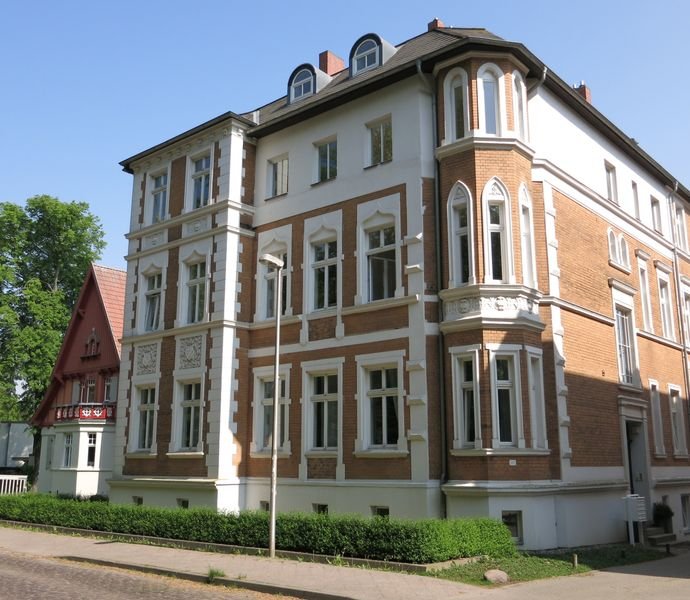 6 Zimmer Wohnung in Stralsund (Kniepervorstadt)