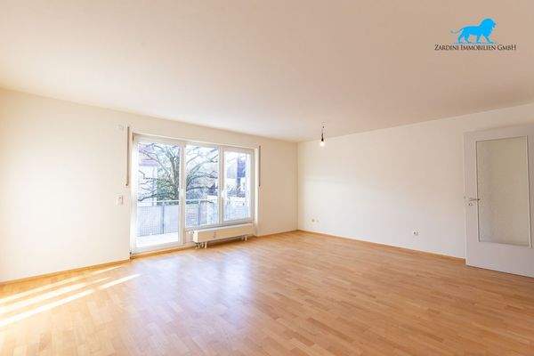 Wohnen & Essen unmöbliert