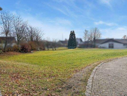 Weitere Grundstücksansicht