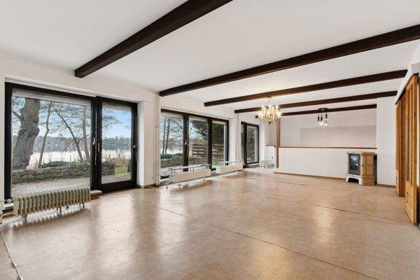 Wohnzimmer mit Blick zum  Wasser