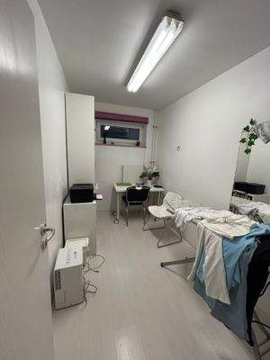 Büro mit Tageslicht im UG.JPG