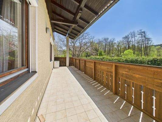 Balkon EG