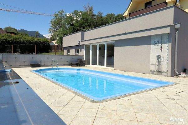 Poolterrasse