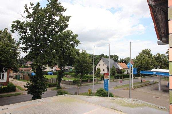 benachbarte Tankstelle.jpg