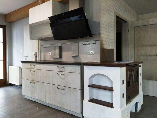 inkl. Holz-Beistellherd