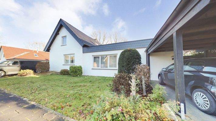 Außen - Straßenansicht