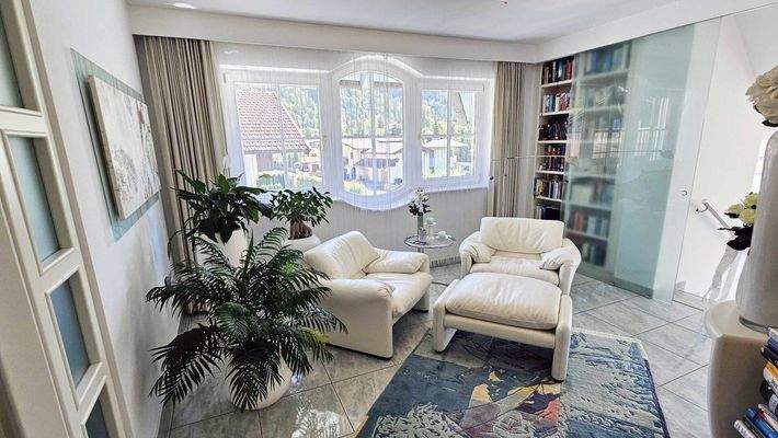 (Wohn)Zimmer OG, Sonniges Einfamilienhaus mit Doppelgarage