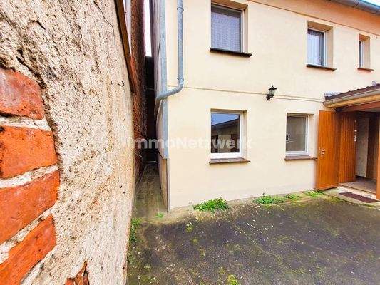 Seitenzugang zum Innenhof