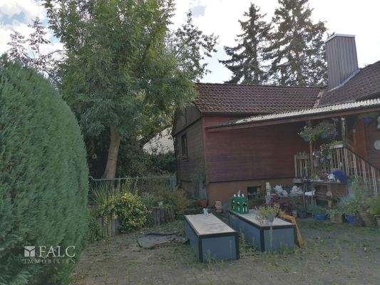  Sitzplatz - vor dem Wohnhaus