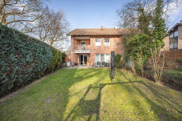 Hausansicht vom Garten aus